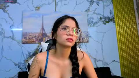 Snapshot of carolina11_pm chatting on June 2026 11:38:02 PM CAROLINA online show from June 2026 11:38:02 PM