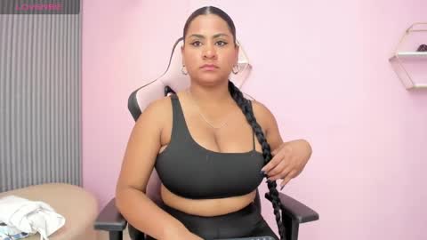 Snapshot of carolina_sexyy chatting on May 2026 07:19:02 PM Carolina online show from May 2026 07:19:02 PM