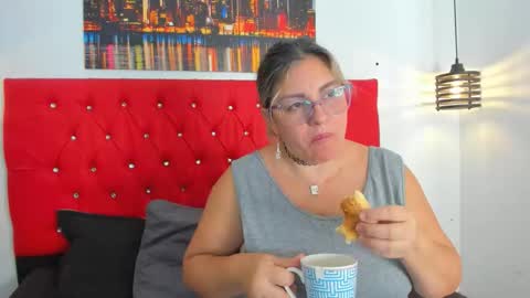 Snapshot of carolinacrus01 chatting on February 2026 04:47:02 PM Carolina online show from February 2026 04:47:02 PM