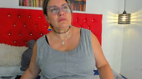 Snapshot of carolinacrus01 chatting on April 2026 06:49:01 PM Carolina online show from April 2026 06:49:01 PM