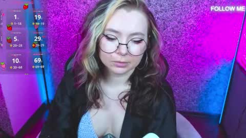 Snapshot of carolinareaperr chatting on October 2025 10:43:02 AM Ask me better xx online show from October 2025 10:43:02 AM