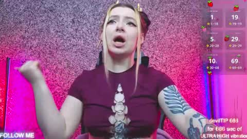 Snapshot of carolinareaperr chatting on October 2025 12:06:01 PM Ask me better xx online show from October 2025 12:06:01 PM