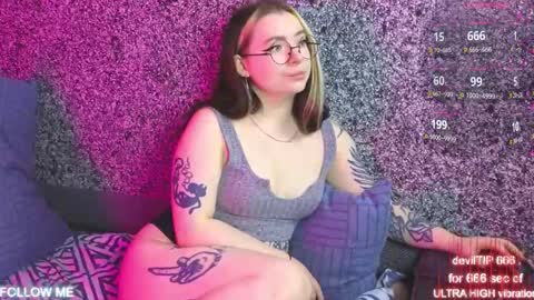 Snapshot of carolinareaperr chatting on October 2025 02:17:02 PM Ask me better xx online show from October 2025 02:17:02 PM