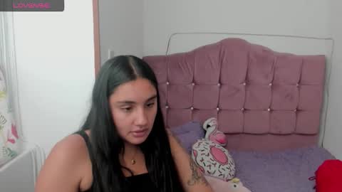 caroline_rodriguez_9 online show from November 2025 07:03:03 PM