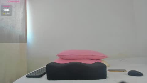 Snapshot of caroline_tovar_ chatting on December 2024 03:33:01 PM Caroline Tovar   Lovense is active my orgasms in your hands Give me more pleasure and make me cum online show from December 2024 03:33:01 PM