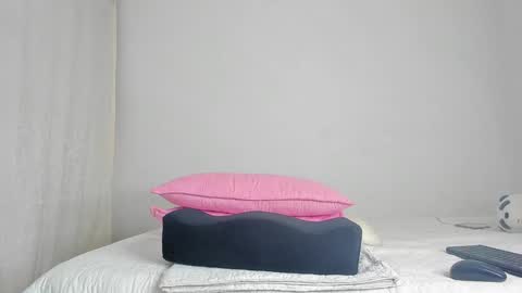 Snapshot of caroline_tovar_ chatting on December 2024 01:13:01 AM Caroline Tovar   Lovense is active my orgasms in your hands Give me more pleasure and make me cum online show from December 2024 01:13:01 AM