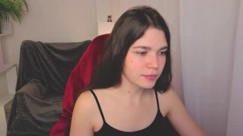 Caroline online show from September 2025 05:45:02 AM