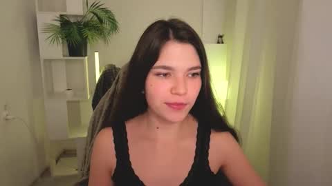 Caroline online show from October 2025 05:39:02 AM