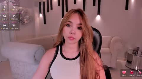 Caro online show from October 2025 10:18:01 AM