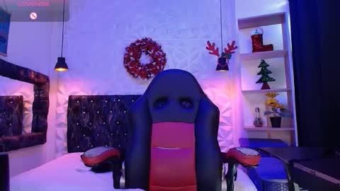 Caroline Scoth online show from December 2024 07:14:02 PM