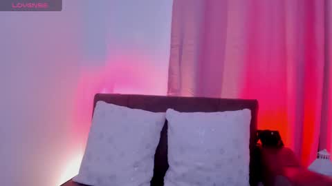 carolinna_ online show from January 2025 02:08:01 PM