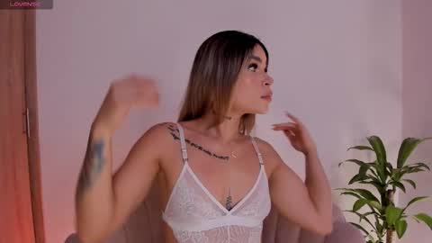 carolinna_ online show from January 2026 12:16:01 AM