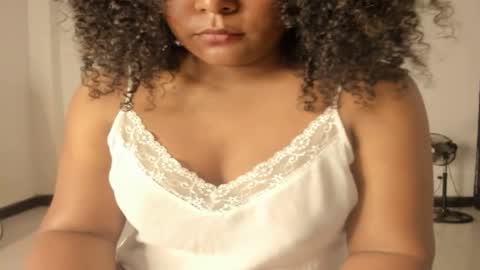 Snapshot of carolinnagomez chatting on March 2026 01:51:01 PM Caro online show from March 2026 01:51:01 PM