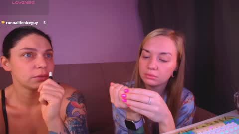 Snapshot of carrie_moonshine chatting on March 2026 03:06:02 AM Carrie online show from March 2026 03:06:02 AM