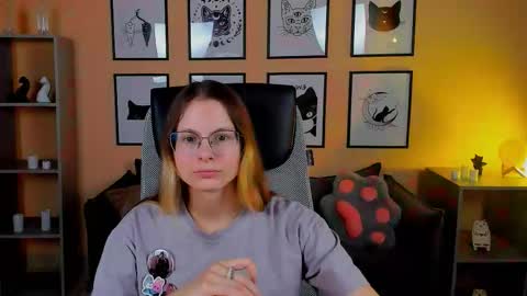 carrie_roses online show from October 2025 05:04:01 AM