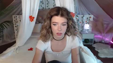 Snapshot of carriebecker chatting on October 2025 05:13:01 PM carriebecker online show from October 2025 05:13:01 PM