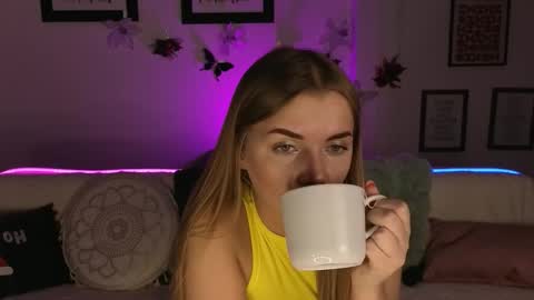 carriebradshawww online show from December 2025 02:56:02 PM