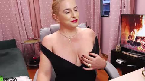 Carrie online show from February 2025 05:26:02 AM