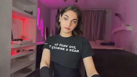 Snapshot of carry_hai chatting on January 2025 10:19:01 PM Carry online show from January 2025 10:19:01 PM