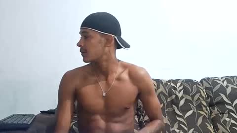 Snapshot of casal_hot13 chatting on October 2025 09:10:02 PM casal_hot13 online show from October 2025 09:10:02 PM