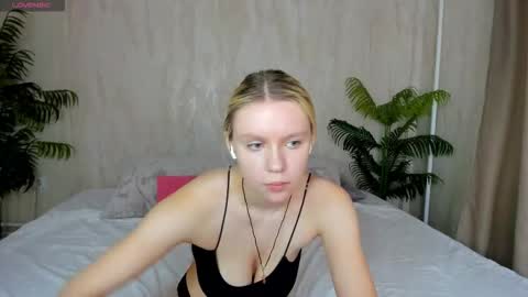 Snapshot of casey__miller chatting on October 2025 10:10:02 AM casey__miller online show from October 2025 10:10:02 AM