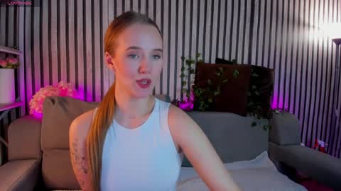 Casey sweeet online show from April 2026 01:12:01 PM