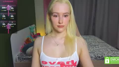 Snapshot of caseylabow chatting on April 2026 07:13:02 AM My name is Casey... Nice to meet you I will be happy to have funthumbs up please its important online show from April 2026 07:13:02 AM