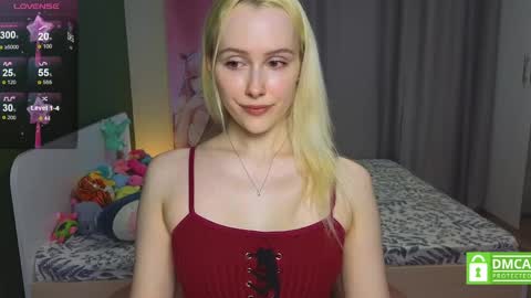 Snapshot of caseylabow chatting on May 2026 06:07:01 AM My name is Casey... Nice to meet you I will be happy to have funthumbs up please its important online show from May 2026 06:07:01 AM
