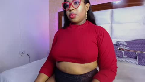 Snapshot of caseymoon chatting on February 2025 12:33:01 PM Casey online show from February 2025 12:33:01 PM