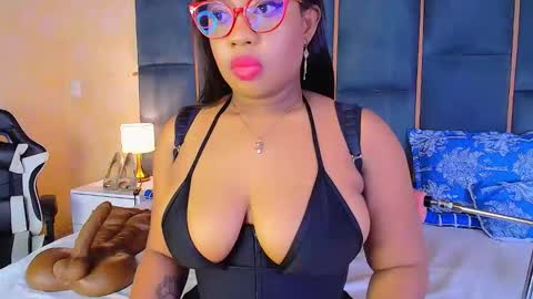 Snapshot of caseymoon chatting on October 2025 12:39:02 PM Casey online show from October 2025 12:39:02 PM