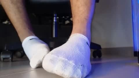 cash_master777 online show from April 2026 05:03:01 PM