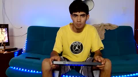 Snapshot of cash_master_san chatting on March 2025 04:40:02 PM Cash Master San online show from March 2025 04:40:02 PM