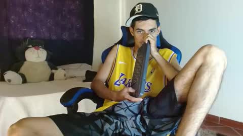 Snapshot of cash_master_san chatting on December 2025 04:24:02 PM Cash Master San online show from December 2025 04:24:02 PM