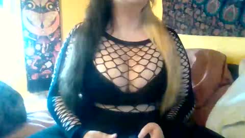 Goddess Fern online show from October 2025 08:08:02 PM