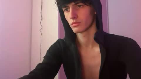 Snapshot of cashmasterparis chatting on February 2026 09:35:01 PM cashmasterparis online show from February 2026 09:35:01 PM