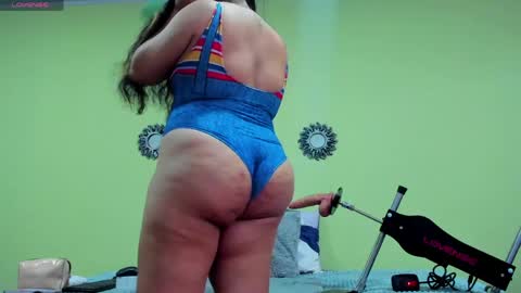 Cassie online show from April 2026 07:03:01 PM