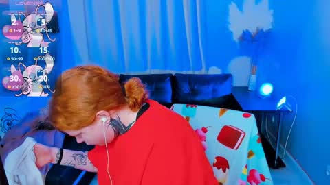 Cassie online show from November 2025 08:19:01 PM