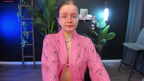 assie online show from January 2025 08:37:01 PM