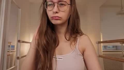 assie online show from October 2025 12:17:02 PM