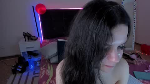 Cassie online show from February 2025 10:04:01 AM