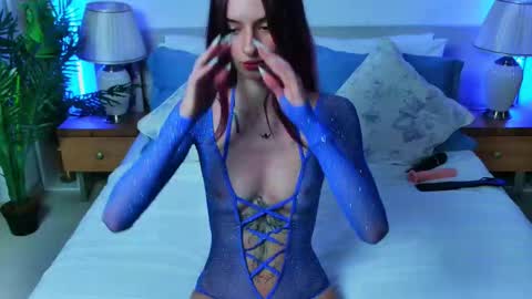 Cassie online show from December 2025 07:32:01 PM