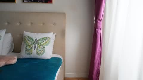 CassieHilton online show from April 2026 11:19:01 AM