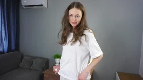 Snapshot of cassiehorridge chatting on June 2026 05:54:01 AM Alice online show from June 2026 05:54:01 AM