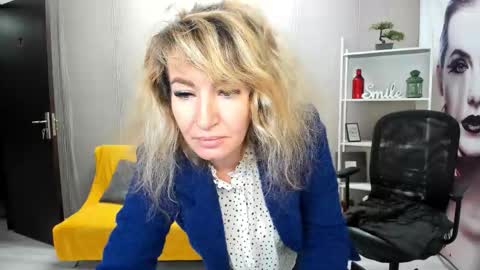 CassieJonas online show from October 2025 02:45:01 AM