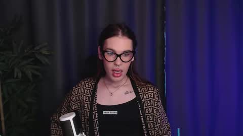 Snapshot of cassiemich chatting on March 2026 03:29:01 PM Cassie online show from March 2026 03:29:01 PM