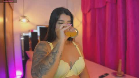 Snapshot of cassiestevenss chatting on April 2026 01:58:01 AM Cassie Stevens online show from April 2026 01:58:01 AM