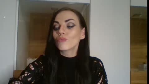 Snapshot of cassiexqueen chatting on December 2025 07:21:01 PM Cassie online show from December 2025 07:21:01 PM