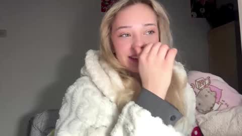 Olivia online show from February 2026 05:19:02 AM