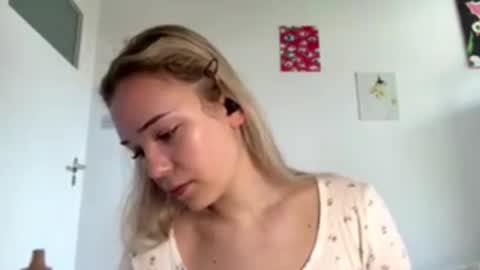 Snapshot of cassijent chatting on March 2026 08:08:02 AM Olivia online show from March 2026 08:08:02 AM