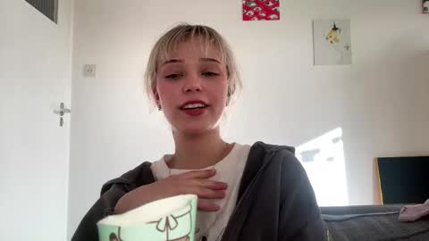 Snapshot of cassijent chatting on March 2026 03:45:01 PM Olivia online show from March 2026 03:45:01 PM